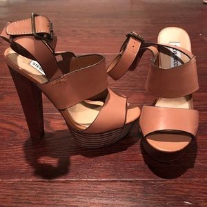 Steve Madden sandal/heels